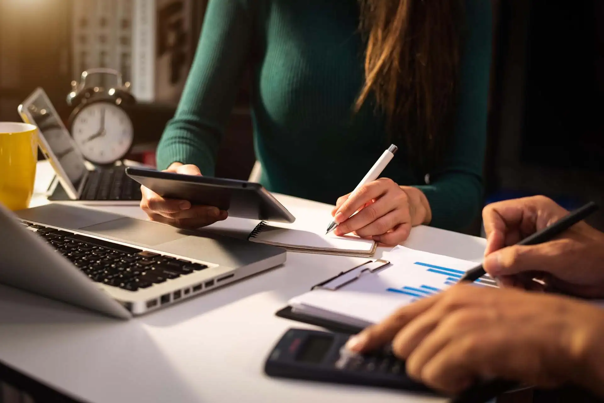 When to Seek Advice: How Accountants Help Businesses Make Smarter Financial Decisions